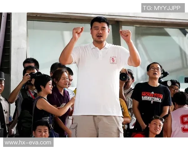 姚明重返CBA大门开启新篇章助力中国篮球发展与年轻球员成长