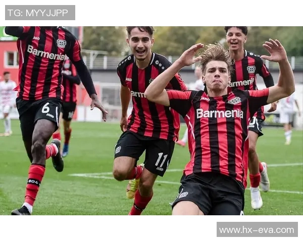 德甲精彩对决巴萨与本菲卡激战成平局十大进球瞬间回顾 德甲精彩对决巴萨与本菲卡激战成平局十大进球瞬间回顾