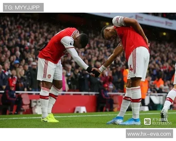 足总杯精彩对决切尔西与阿森纳战平补时进球引发全场狂欢 足总杯精彩对决切尔西与阿森纳战平补时进球引发全场狂欢